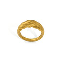 Croissant Ring - Kuvera