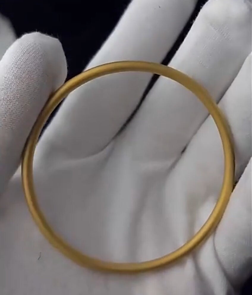 24K Solid Gold Bangle - 4mm Smooth Bangle